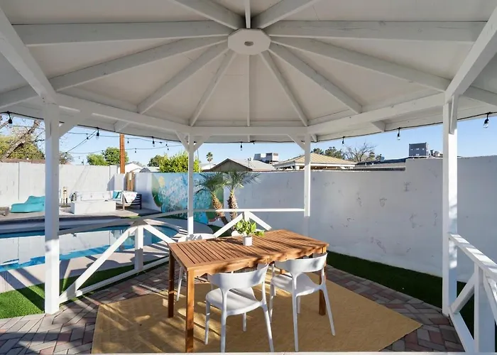 The No Bad Days - Family Retreat -central Phoenix