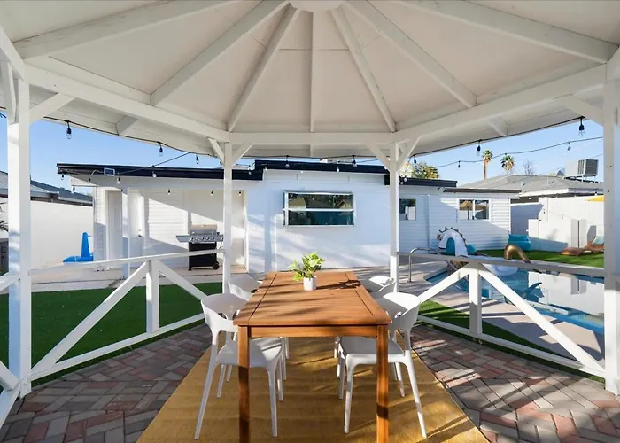 Holiday home The No Bad Days - Family Retreat -central Phoenix