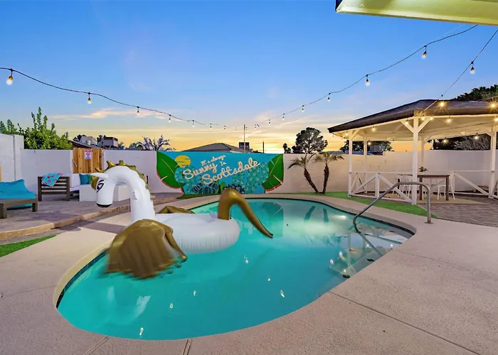 Holiday home The No Bad Days - Family Retreat -central Phoenix
